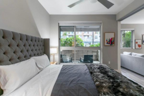 Modern & Stylish Brand-New Luxury Condo in West Hollywood